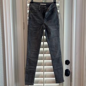 Levi 721 high rise skinny